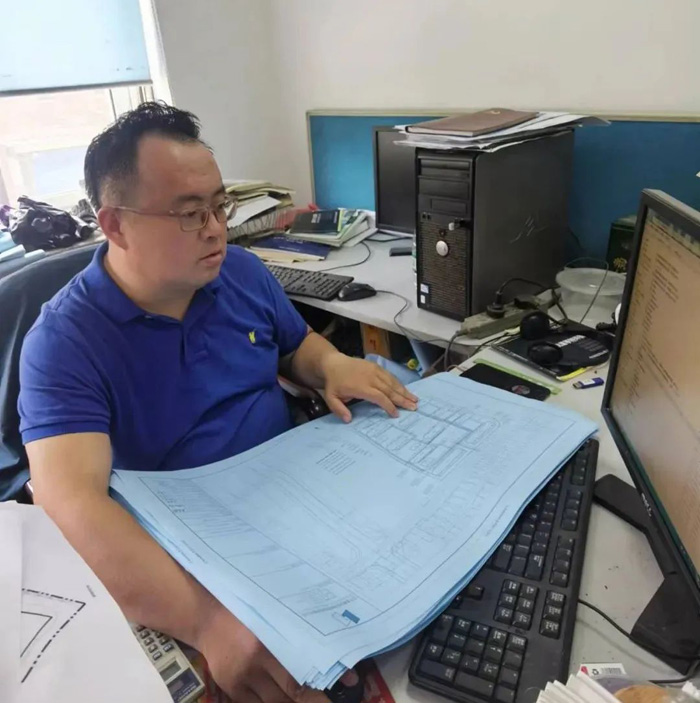 奮斗創(chuàng)造歷史 實干成就未來——省建科院第三黨支部解放思想大討論活動紀(jì)實(圖9) 奮斗創(chuàng)造歷史 實干成就未來——省建科院第三黨支部解放思想大討論活動紀(jì)實(圖9)