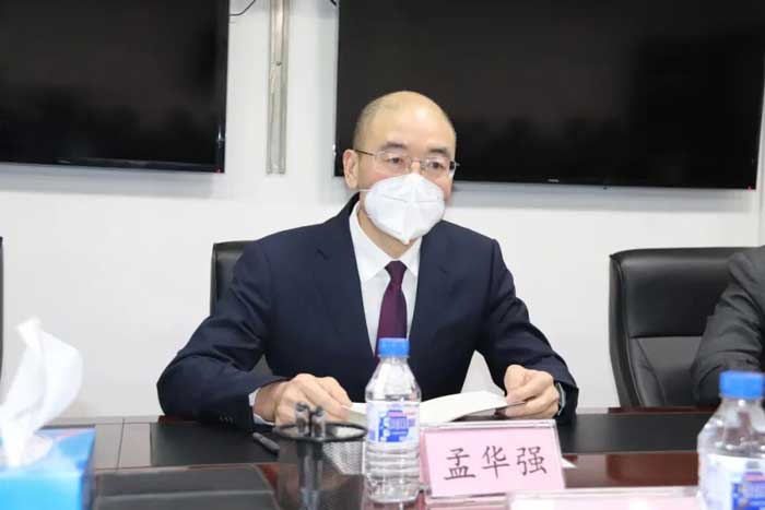 省國資委黨委傳達(dá)學(xué)習(xí)省委常委會擴(kuò)大會議暨省委理論學(xué)習(xí)中心組專題學(xué)習(xí)會議精神(圖1)